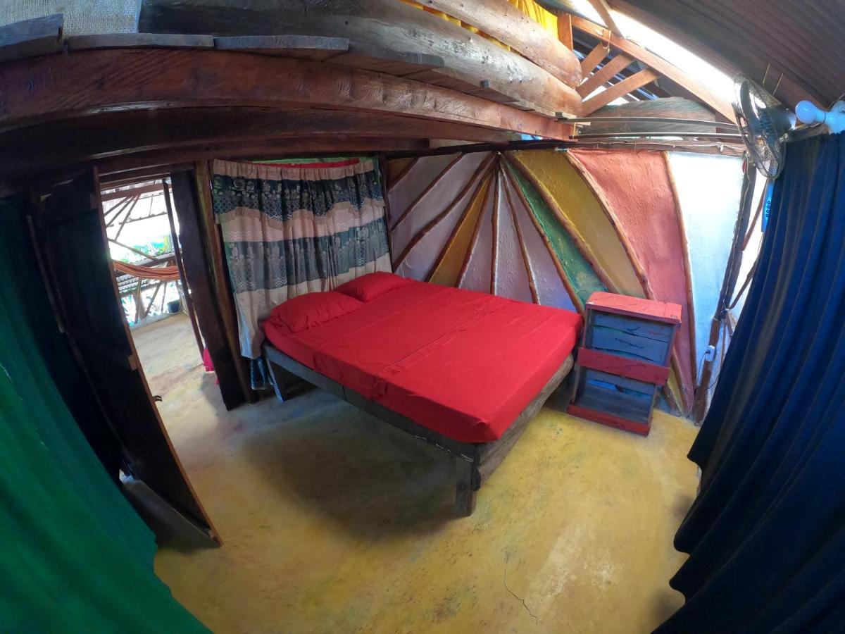 Reciclarte Galeria Hostal Capurgana Bagian luar foto