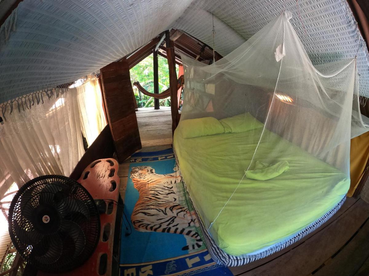 Reciclarte Galeria Hostal Capurgana Bagian luar foto