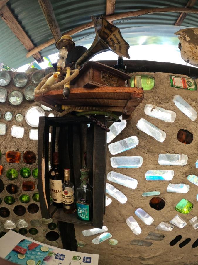 Reciclarte Galeria Hostal Capurgana Bagian luar foto