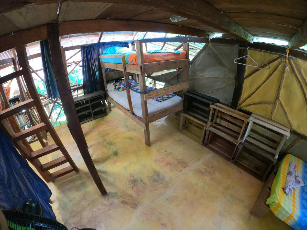 Reciclarte Galeria Hostal Capurgana Bagian luar foto