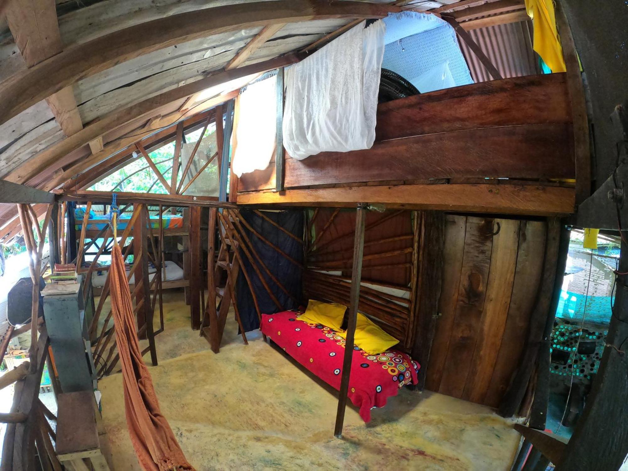 Reciclarte Galeria Hostal Capurgana Bagian luar foto